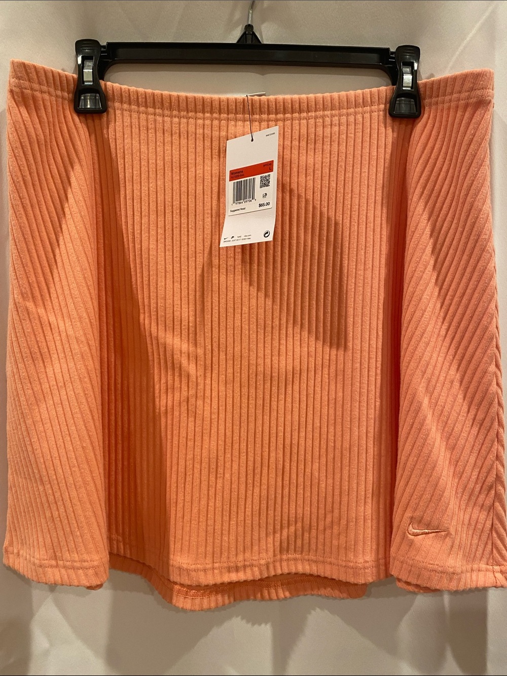Nike Ribbed Mini Skirt in Coral-Orange - Large